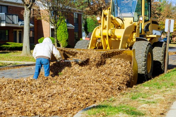 Mulch Hauling in Hayward
